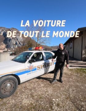 Police ET Taxi?