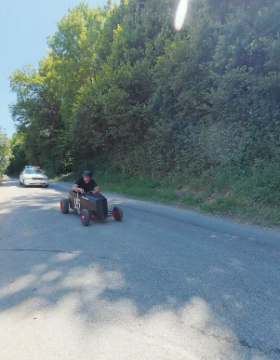 J&rsquo;ai réussi à semer la police américaine… en Hot Rod ! 😂